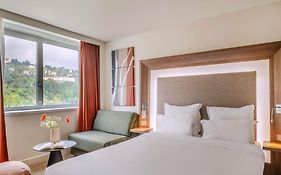 Novotel Lyon Centre-Confluence Bord De Saone